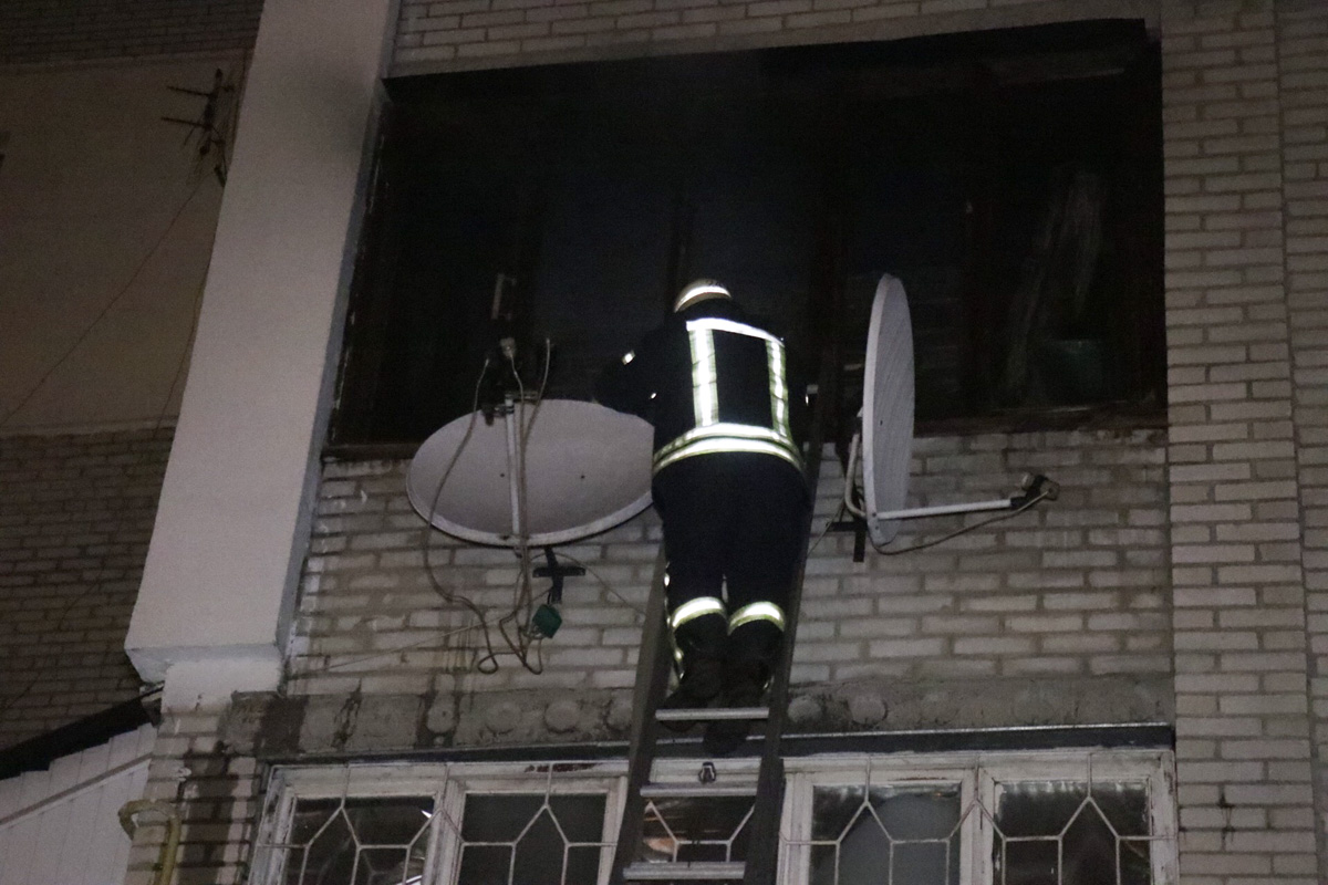 Киевлянка заживо сгорела в квартире вместе с собакой