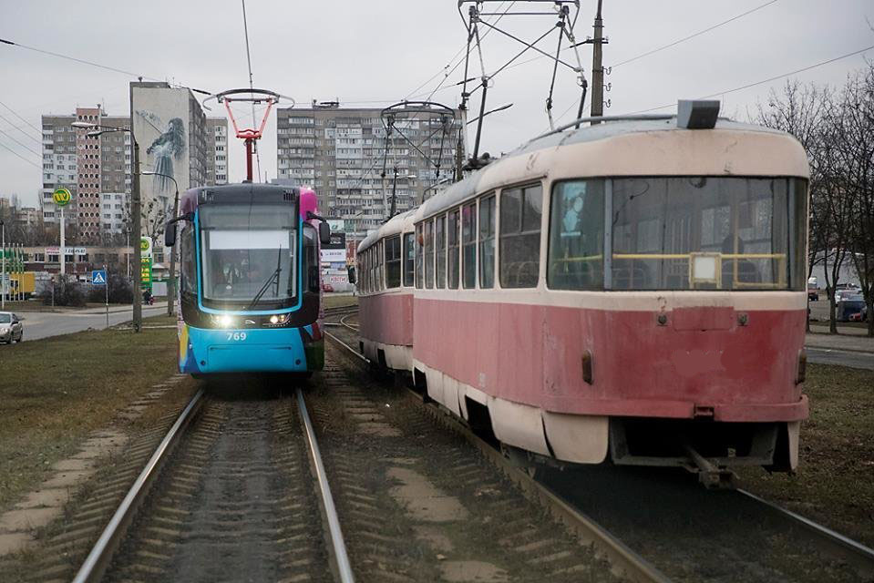 Малолетки устроили дебош в киевском трамвае