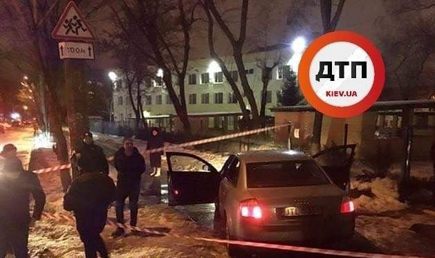 В Киеве у таксиста пытались угнать евробляху
