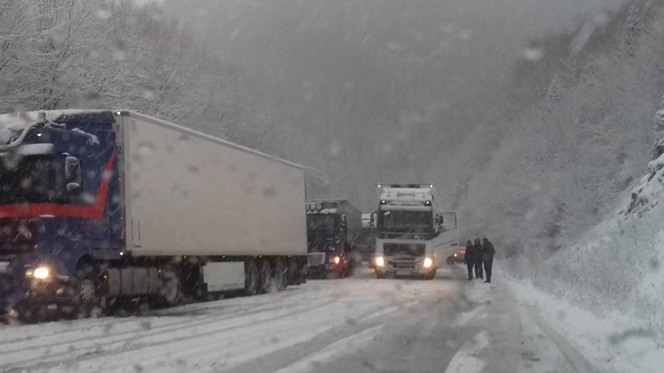 Киев собираются закрыть для грузовиков