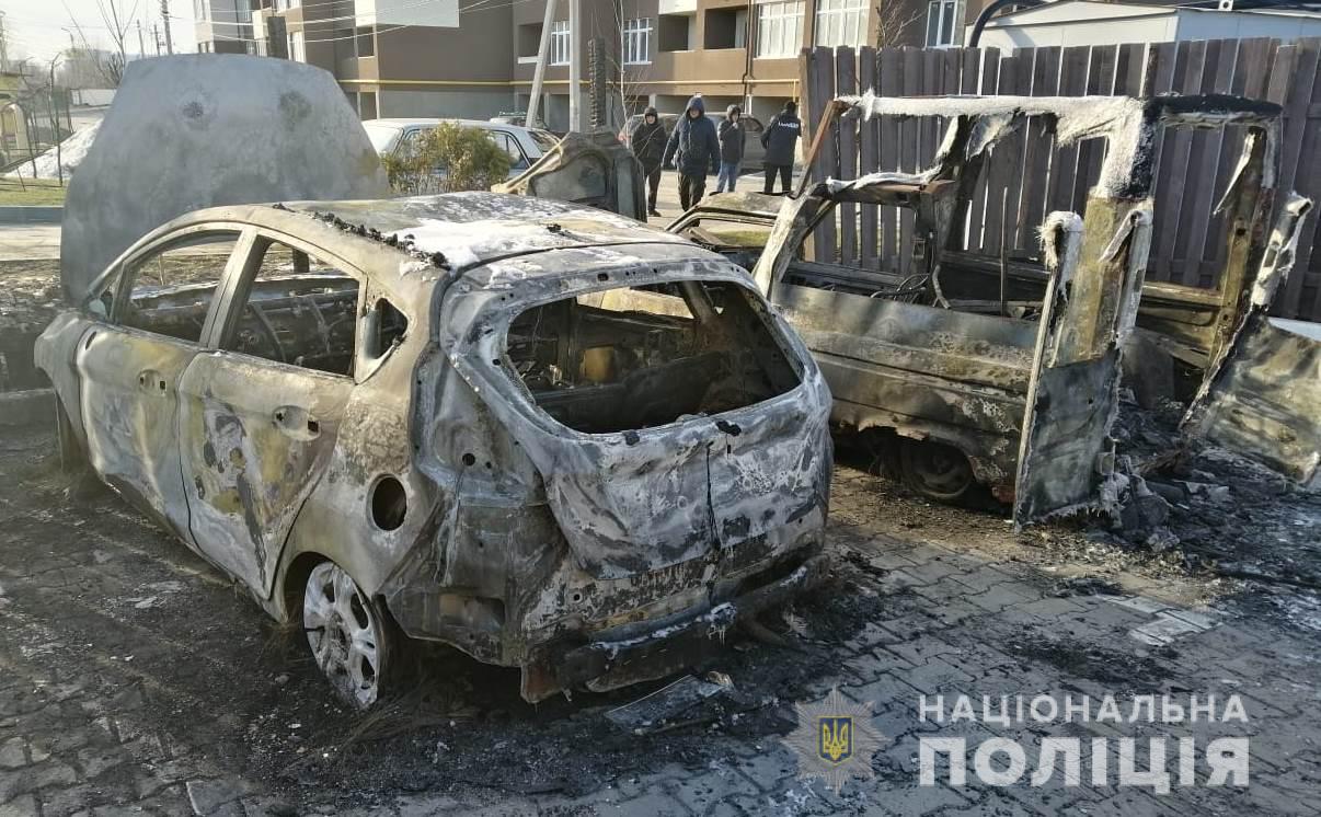 Под Киевом сожгли машину журналиста