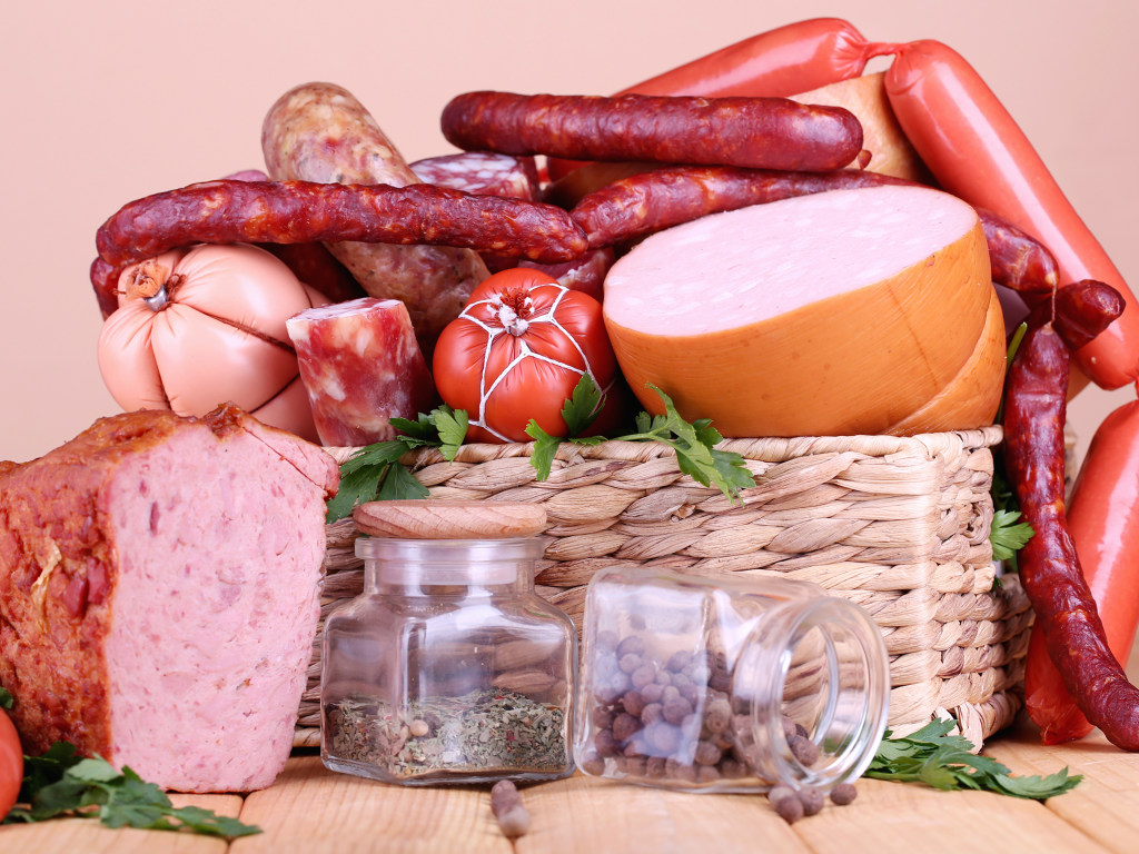 В Киеве резко подорожала мясная корзина