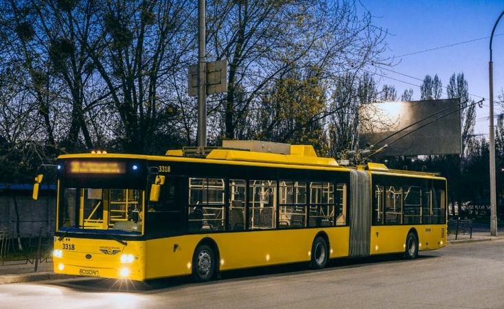 В Киеве отменят два ночных троллейбуса