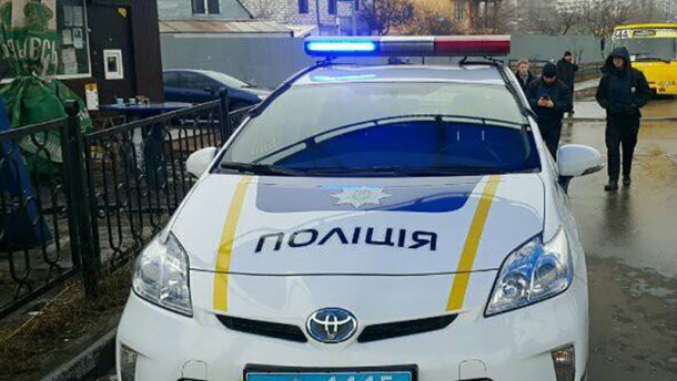 В Киеве полицию можно вызвать по автомату
