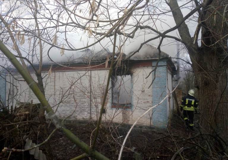 Мужчина заживо сгорел в доме под Киевом