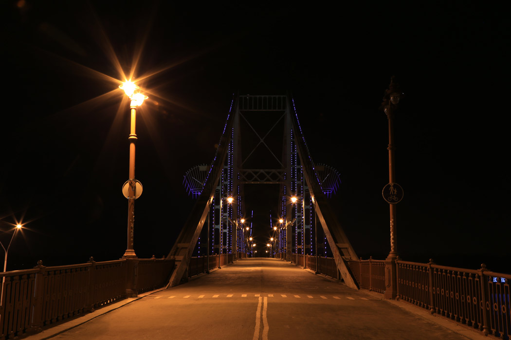 На зданиях и мостах Киева выключат подсветку
