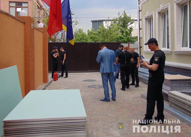 В Киеве рейдеры пытались захватить отель