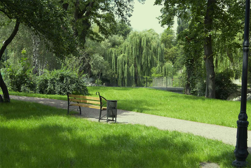 В Киеве капитально отремонтируют парки
