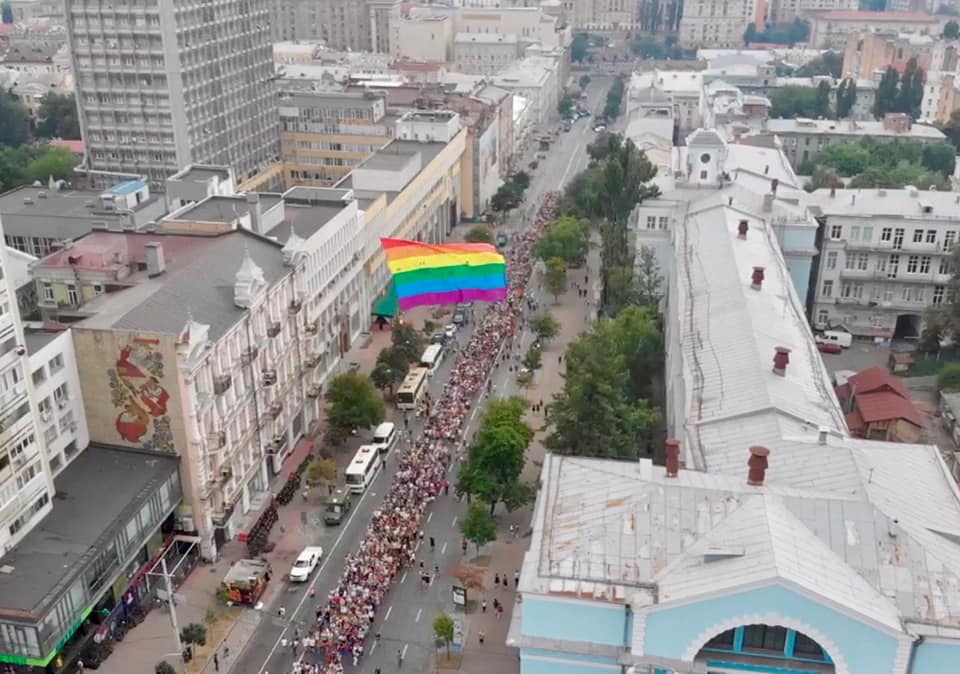 Участники ЛГБТ-сообщества установили мировой рекорд в Киеве