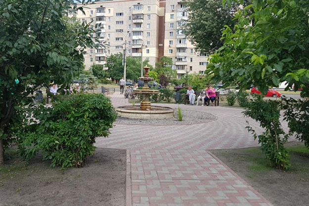 В Киеве открылся новый фонтан (фото)