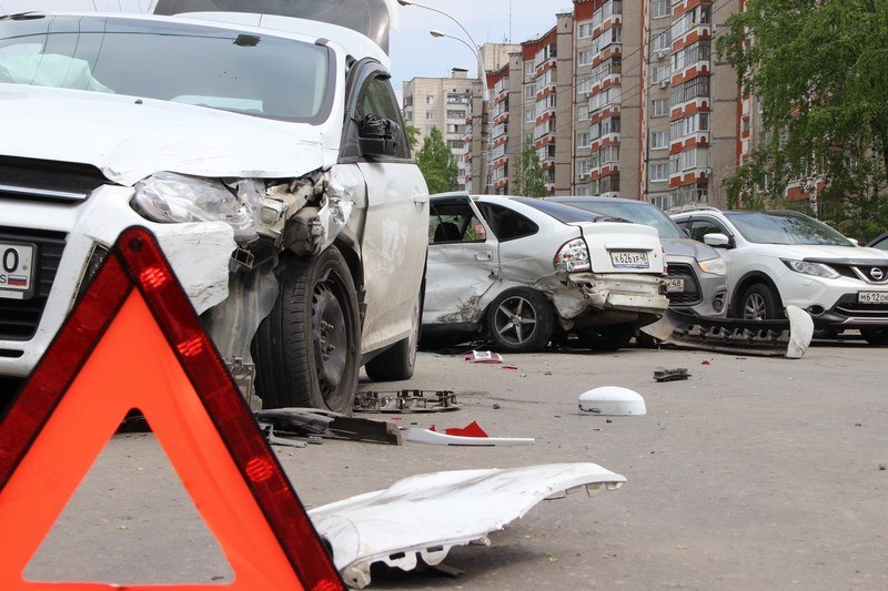 На киевских дорогах пострадали более тысячи человек