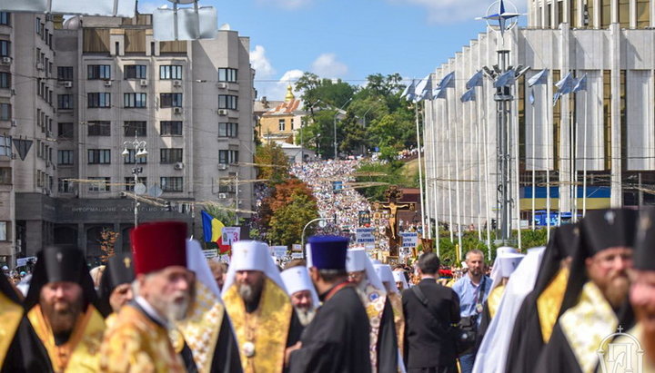 Крестный ход в Киеве побил рекорд