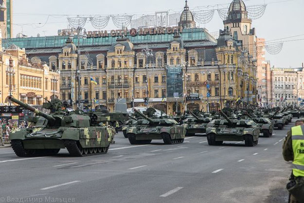 Нужен ли военный парад в Киеве? Результаты опроса
