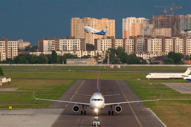 В Киеве закрыли аэропорт