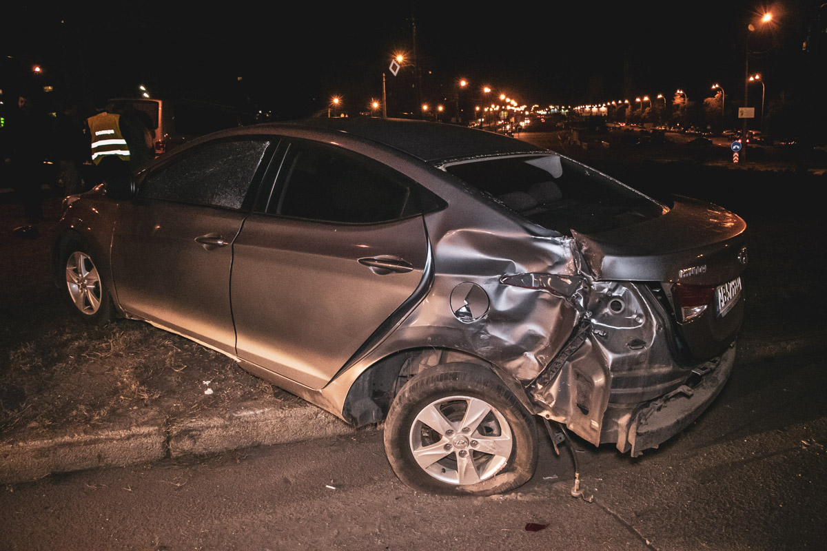 В Киеве водитель сбежал с места аварии