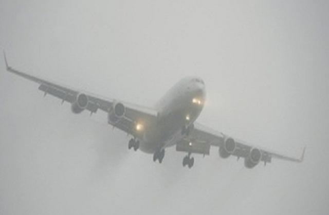 В Киеве из-за плотного тумана задерживают рейсы