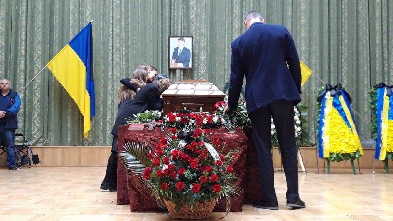 В Киеве попрощались с Тарасом Кутовым