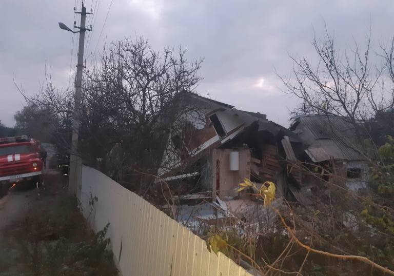 Под Киевом из-за взрыва газа рухнул жилой дом