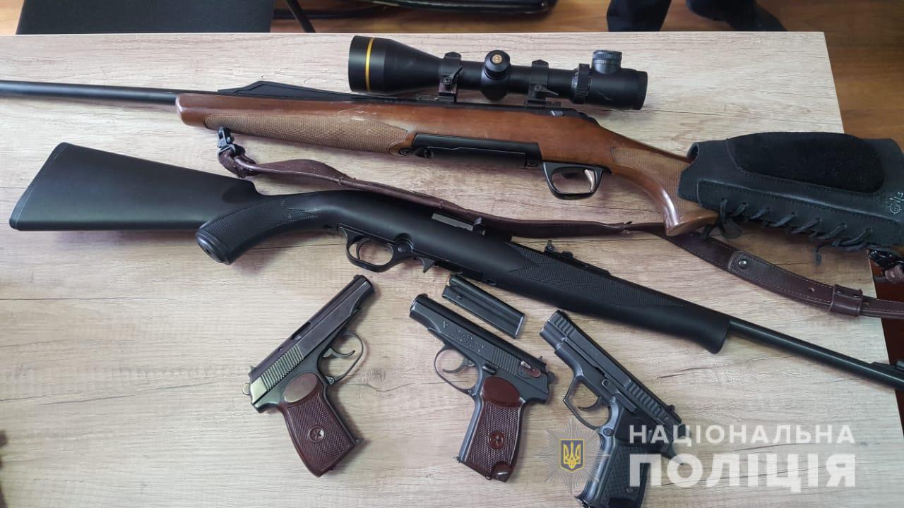 В Киевской области массово изымают оружие