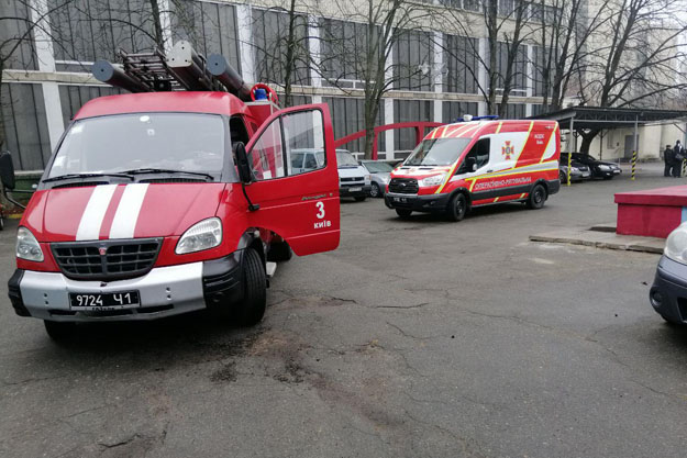 В Киеве горело административное здание
