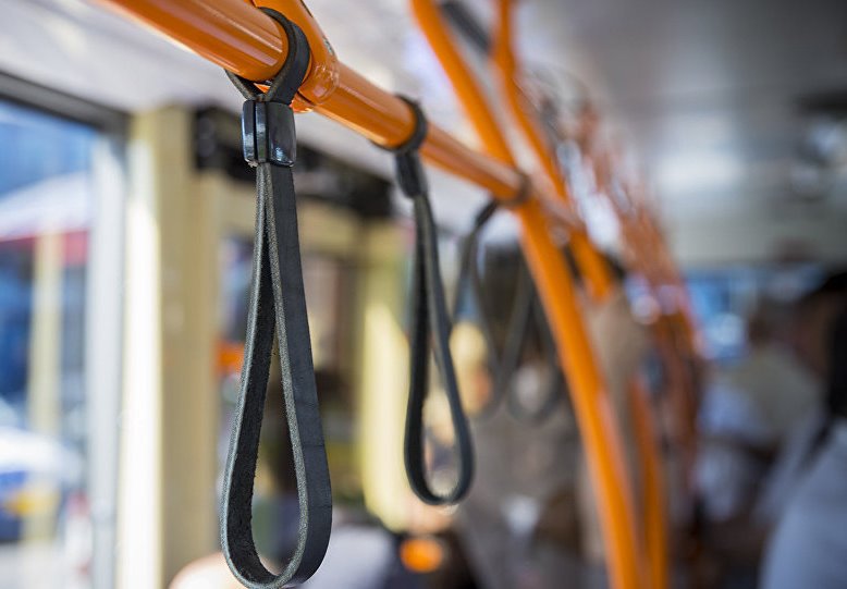 Девочка потеряла сознание в столичном троллейбусе