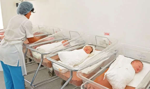 В Киеве падает рождаемость и растет смертность