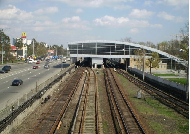 На Дарнице предлагают построить новый выход из метро