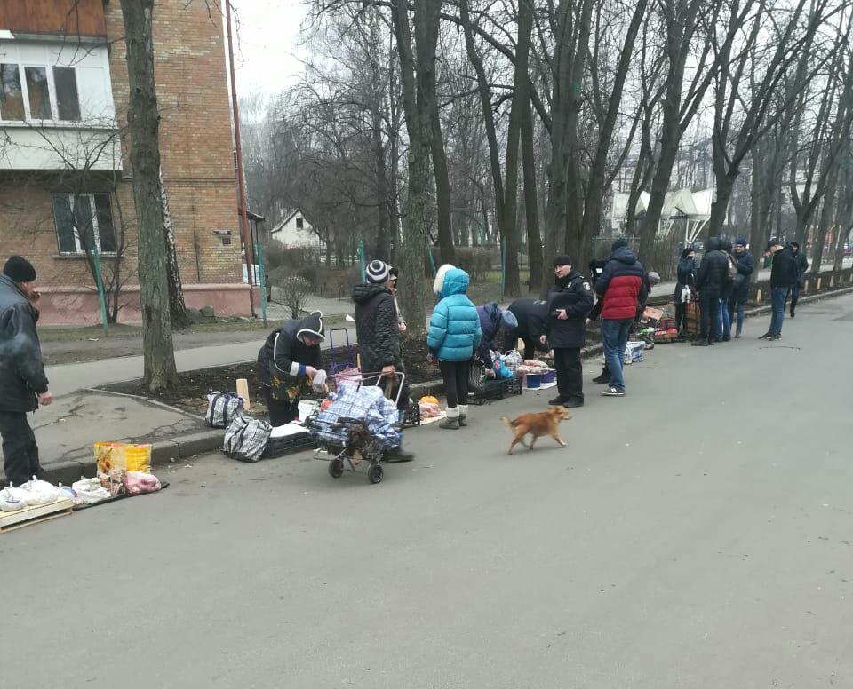 В Киеве разогнали уличных торговцев