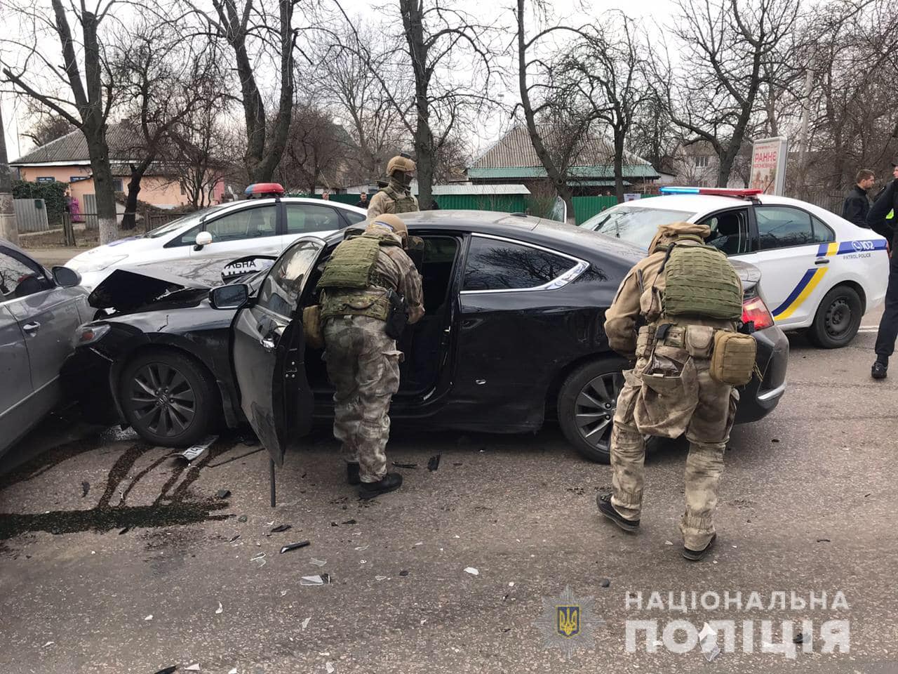 В Борисполе мужчина угрожал застрелиться на глазах полиции