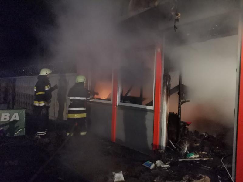 В Барышевке сгорел магазин