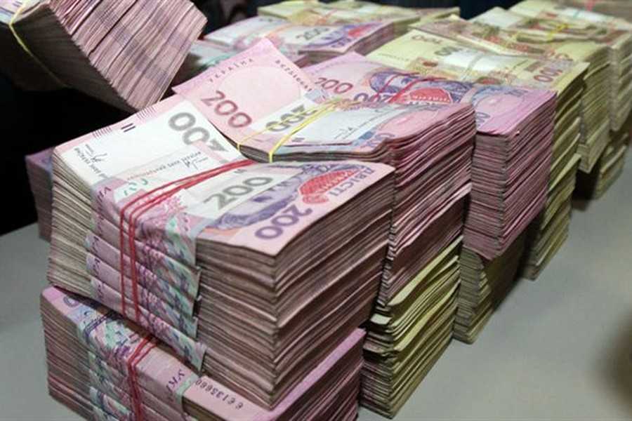 В Киеве директор ломбарда украл сотни тысяч гривен