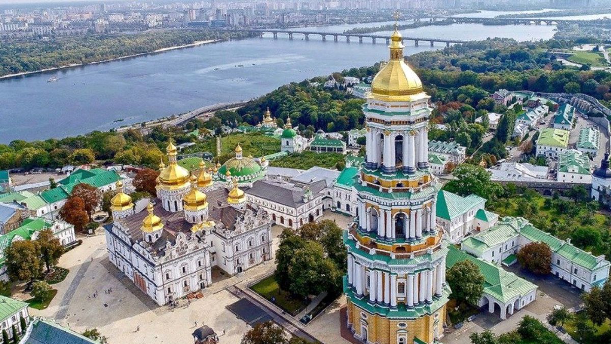 В Киеве коронавирус поразил десятки служителей церкви