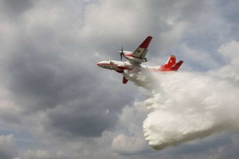 Пожар в зоне ЧАЭС тушат с самолетов