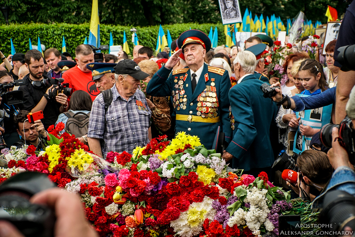 В Киеве запрещены массовые акции на День Победы