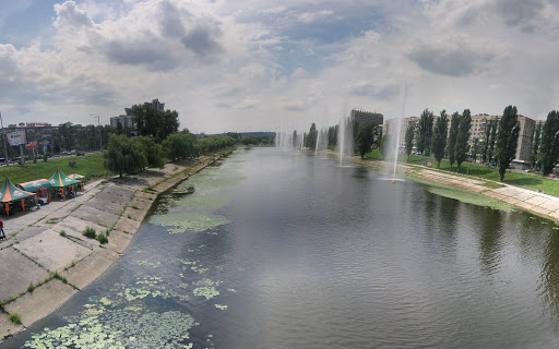 Русановский канал загрязняют стоками