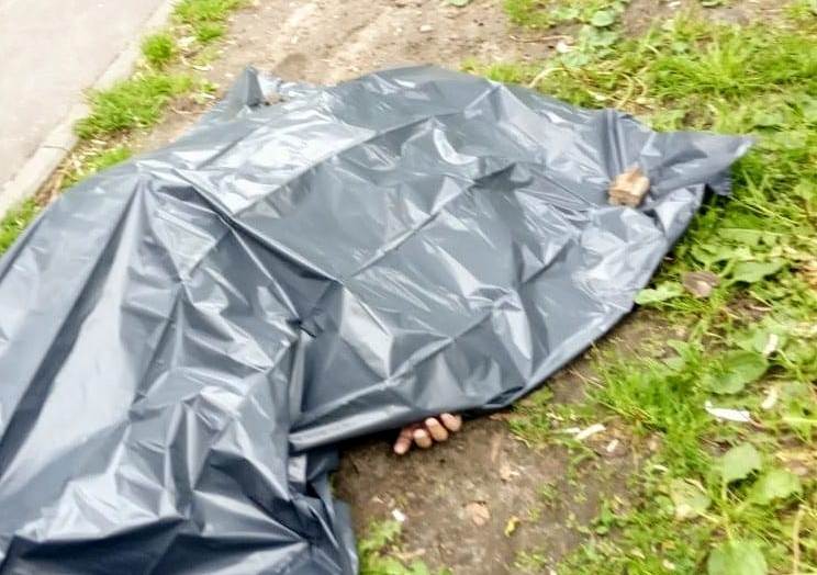 В Сырецком парке умер мужчина