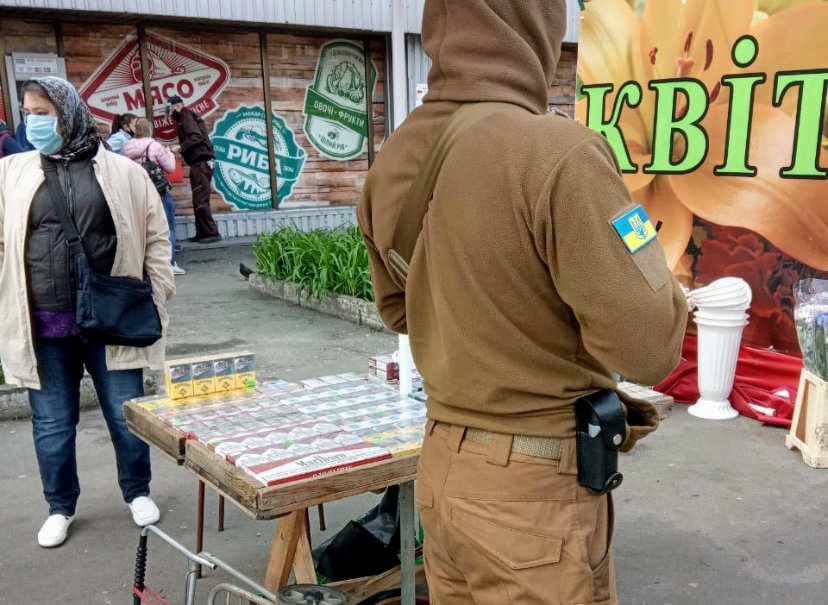 В Киеве детей снабжали контрабандой