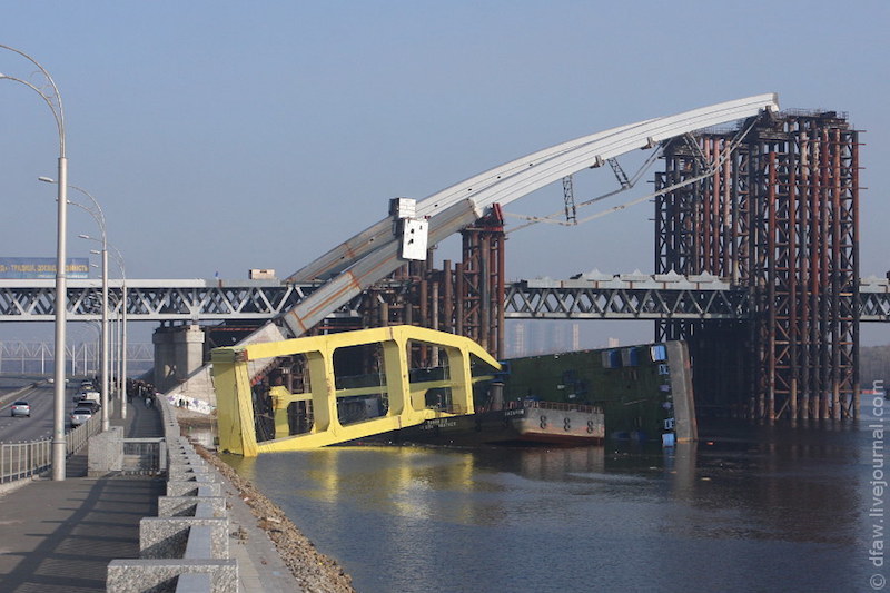 Кличко показал, как строят Подольский мост (видео)