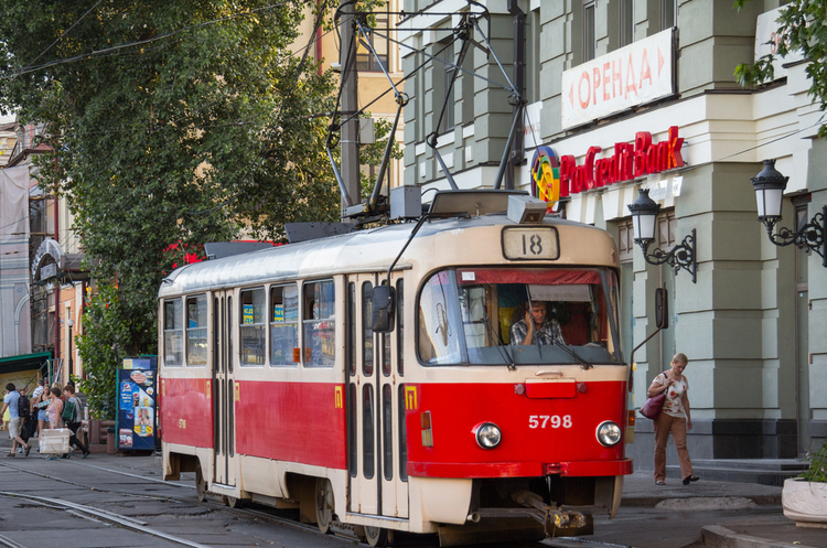 С улиц Киева просят убрать трамваи