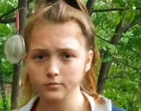 В Киеве пропала девочка в красных кедах