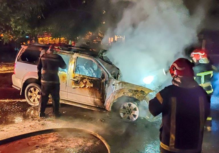 Ночью на Левом берегу сгорел автомобиль