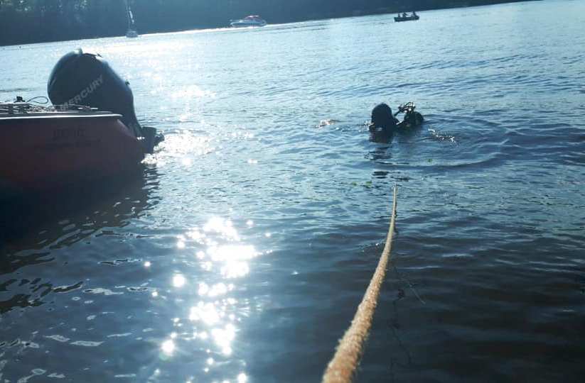 В Русановском проливе утонула женщина