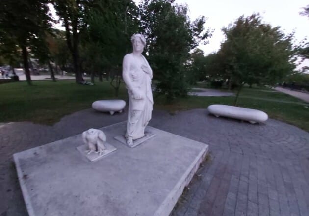 На Владимирской горке разбили памятник