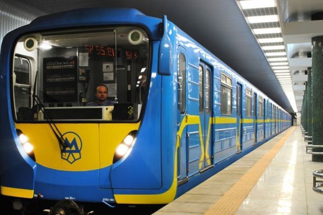 Работники киевского метро могут остаться без зарплаты