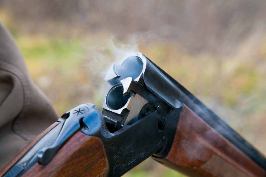 Под Киевом из охотничьего ружья подстрелили женщину