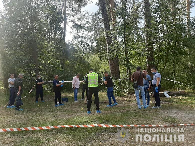 Возле водоема на Академгородке нашли окровавленный труп