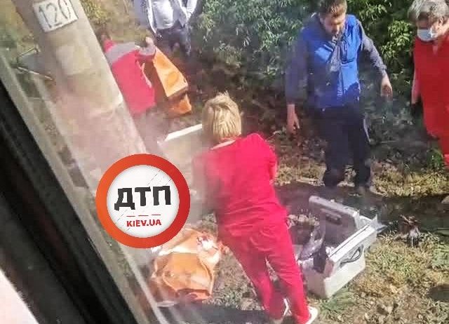 В Боярке школьница погибла под колесами поезда