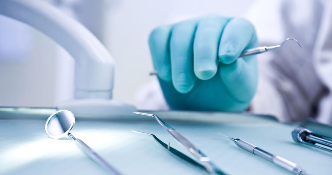 В Киеве будут судить стоматолога, у которого скончалась пациентка