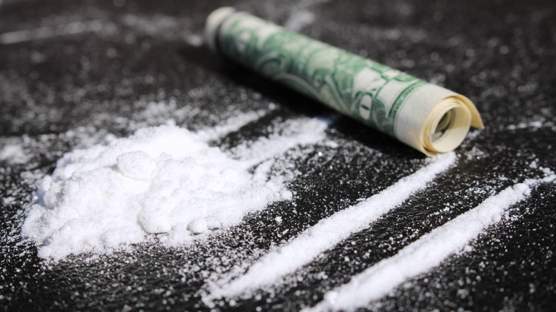 Торговца кокаином суд отпустил на свободу