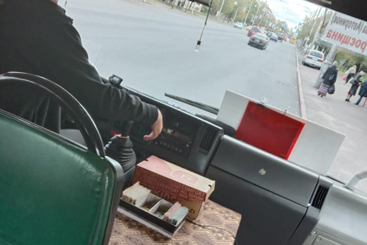 В киевской маршрутке отказались бесплатно возить ветерана АТО